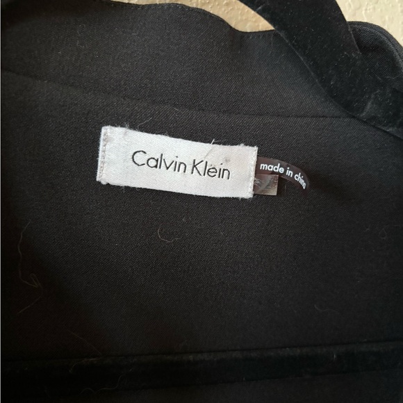 Calvin Klein Black Dress, Front Slit, Side Zip, Perfect‎ Little Black Dress 12 - Picture 3 of 9